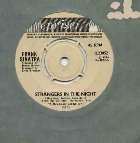 Frank Sinatra - Strangers In The Night Single